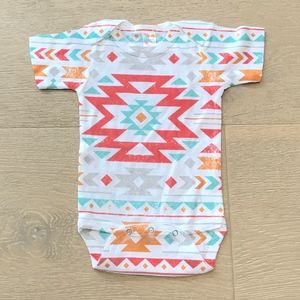 NEW Laughing Giraffe Printed Bodysuit